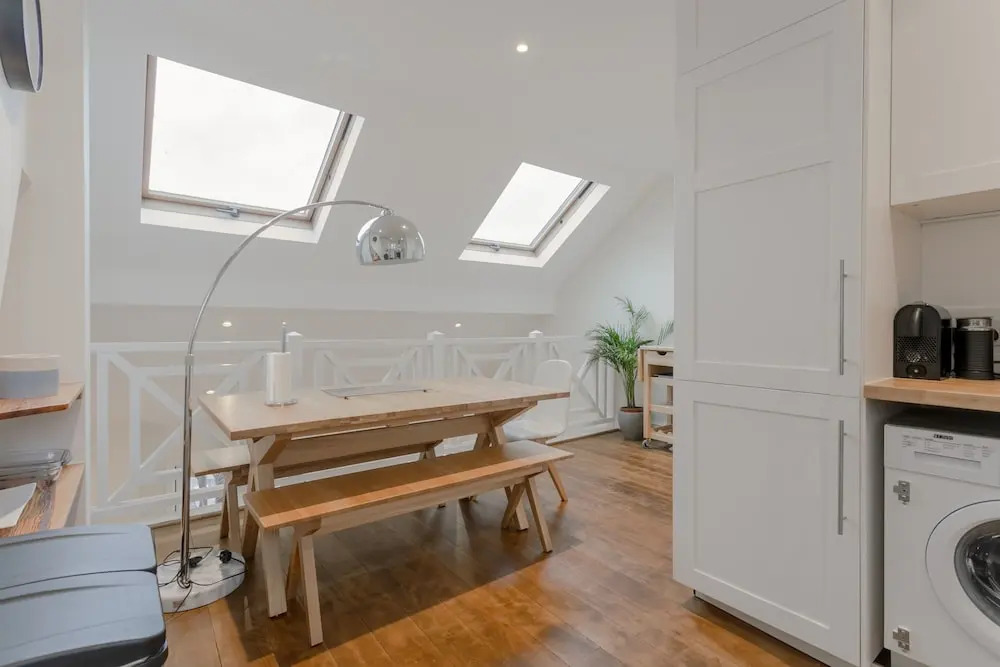 Spacious 2 Bedroom in Battersea