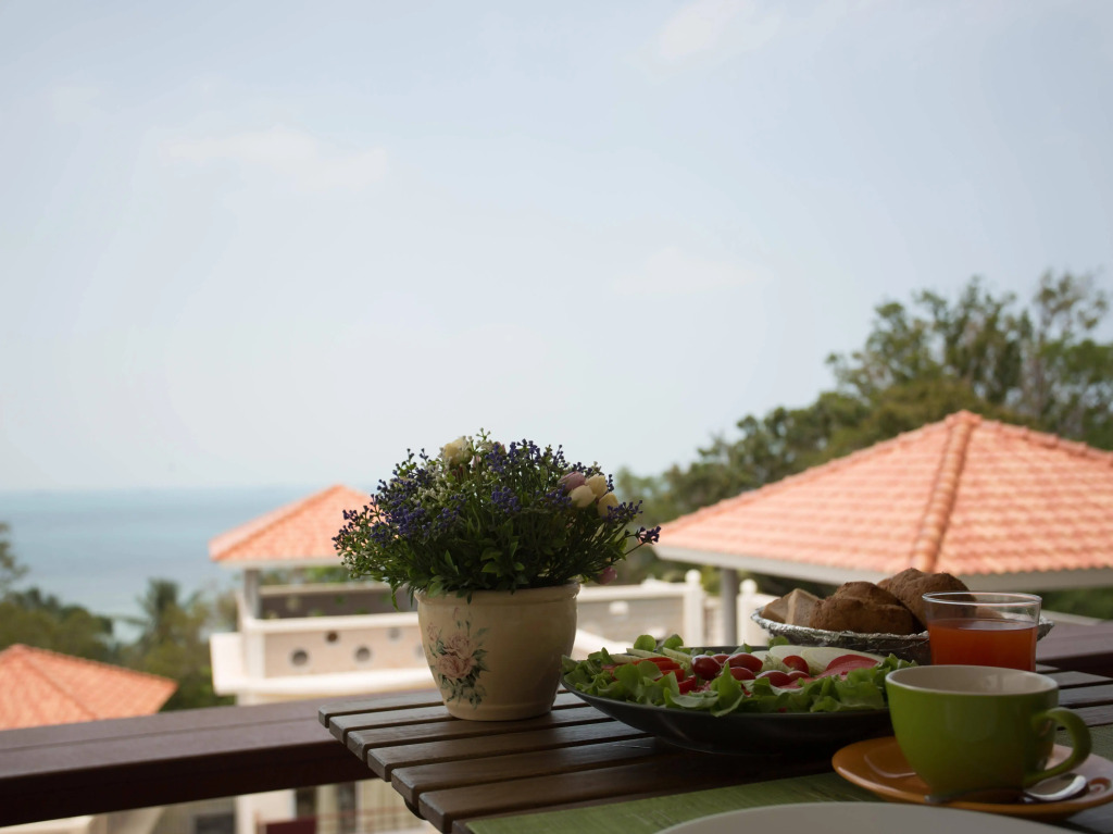 Samui Tree Tops Resort & Pool