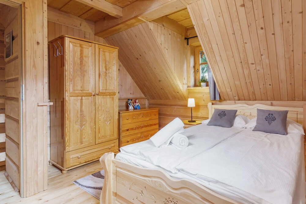 Luxurious Highlander Cottage by Renters