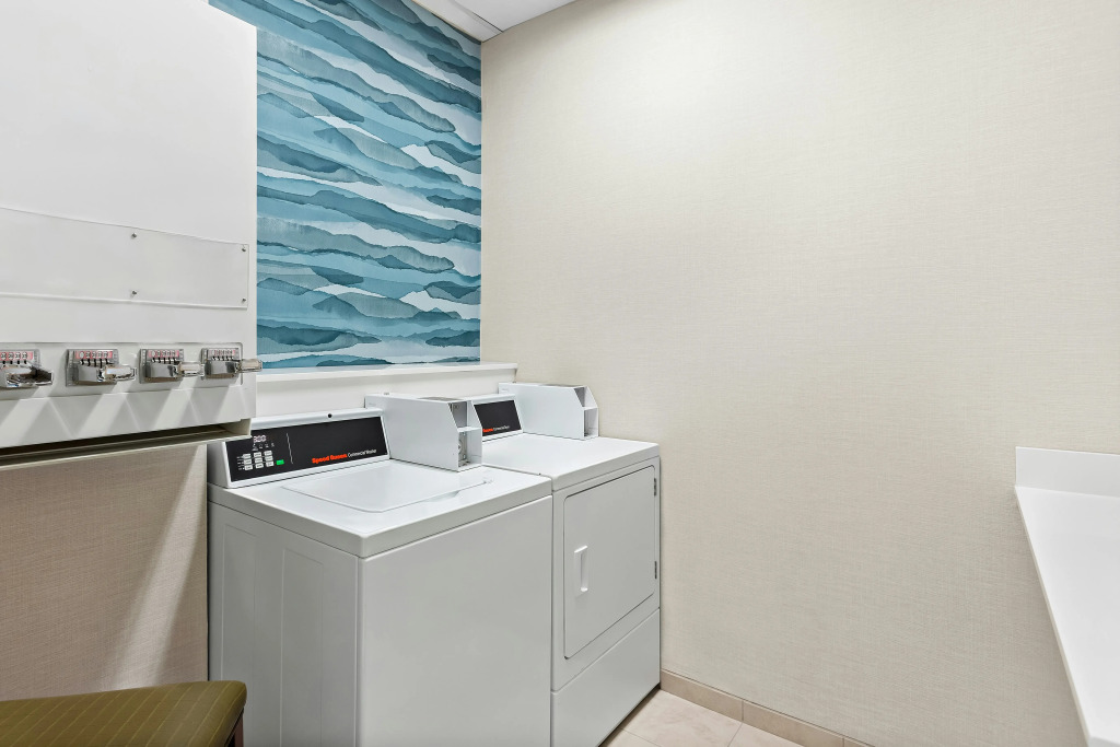 Hampton Inn & Suites Bolingbrook
