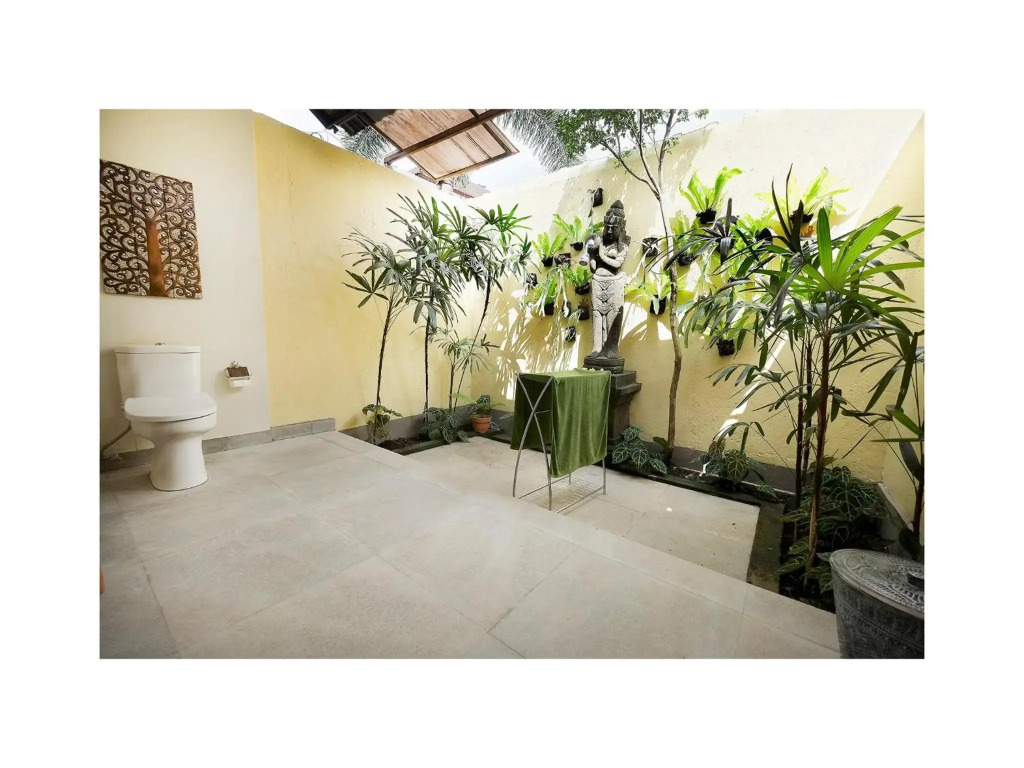 Narendra Suites