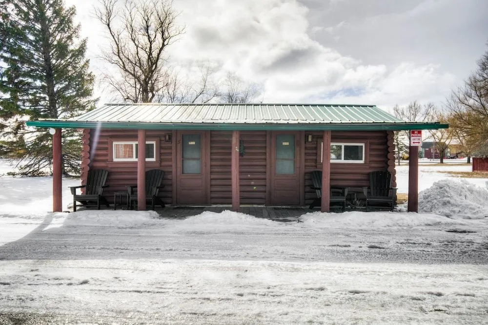 The Sportsmans Lodge