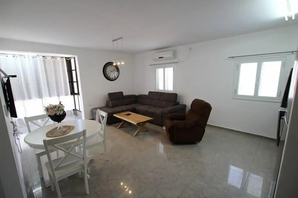 Arendalzrail Apartments Khana Szenes St.