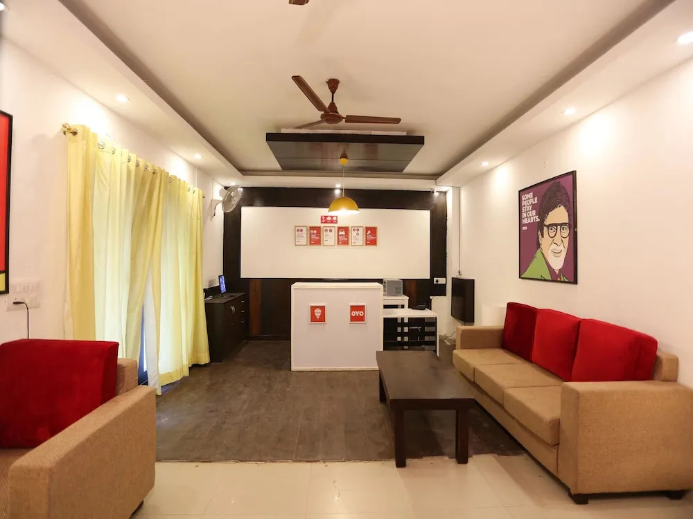 FabHotel F9 Noida Sector 51