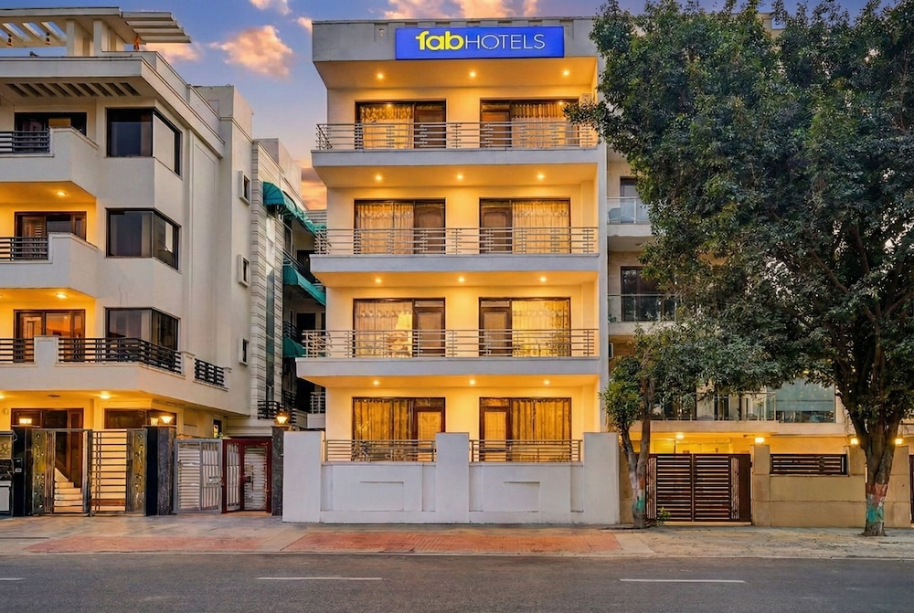 Fabhotel Sarala Residency