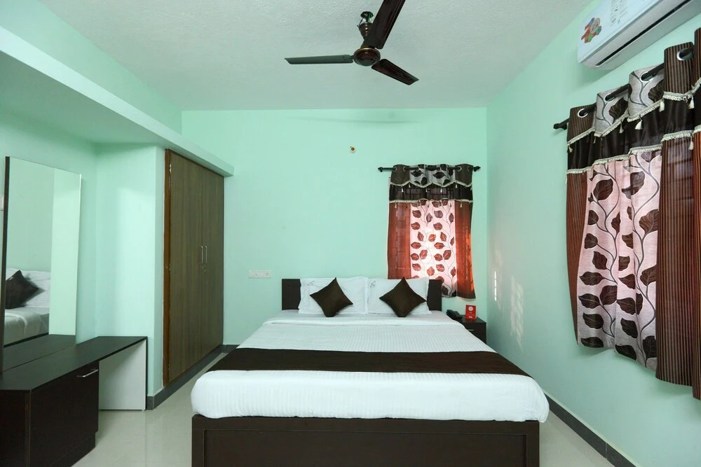 OYO 7722 Manapakkam