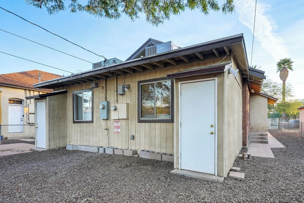 Walkable Phoenix 2-unit Hub Near Chase Field