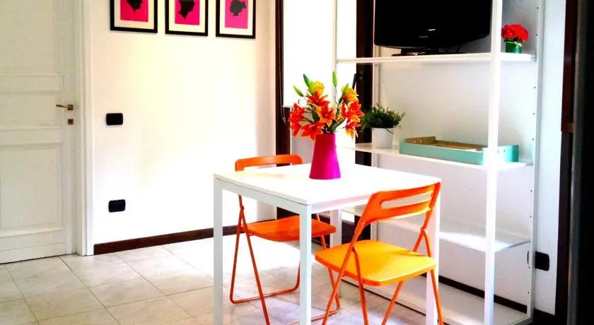 Design Studio Apartment Introbio