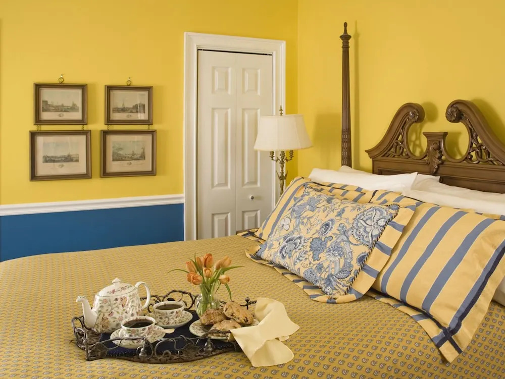 Hydrangea House Inn