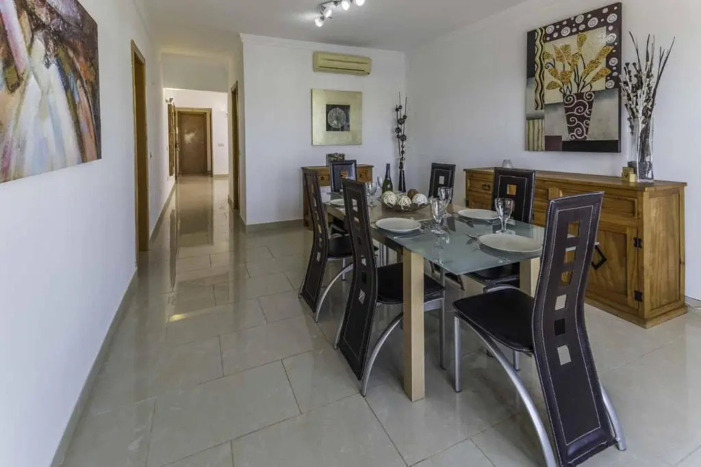 Villa Azure - LH122 By Villas Now Ltd