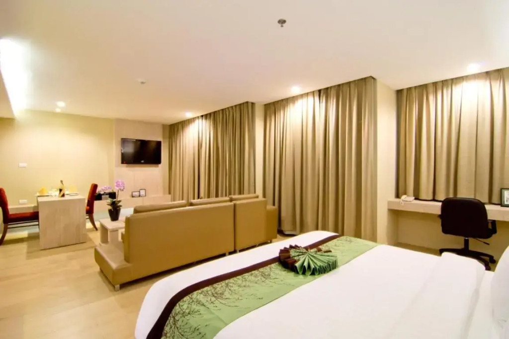 The Stay Hotel "SHA Certified"