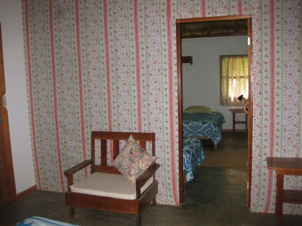 Clarissa Falls Resort
