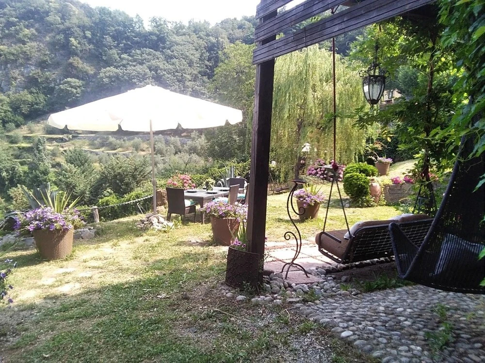 Villa With 3 Bedrooms in Perledo, With Wonderful Lake View, Enclosed Garden and Wifi Near the Beach