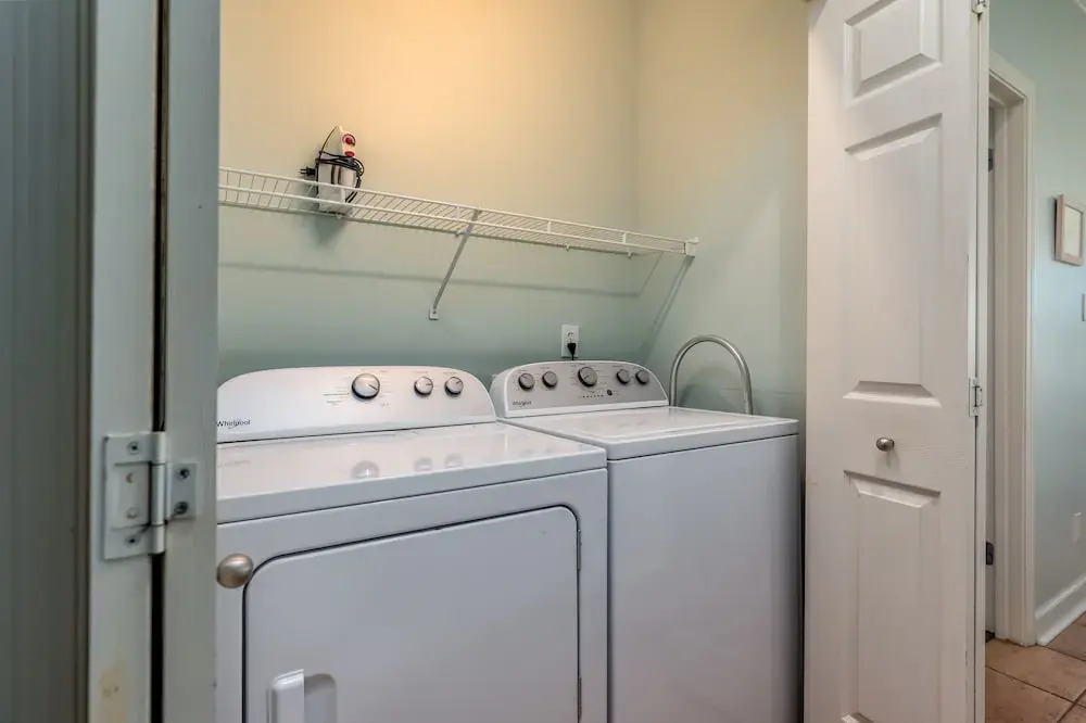 Dauphin Luv - Beach Club #201 4 Bedroom Condo