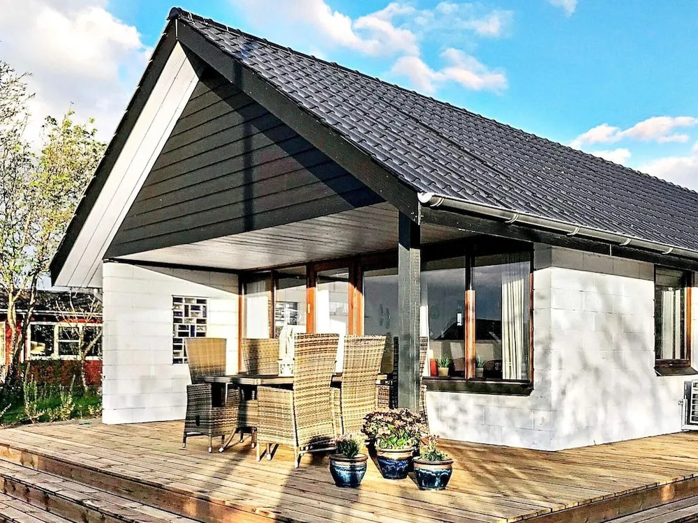 Modern Holiday Home in Funen Near Sea
