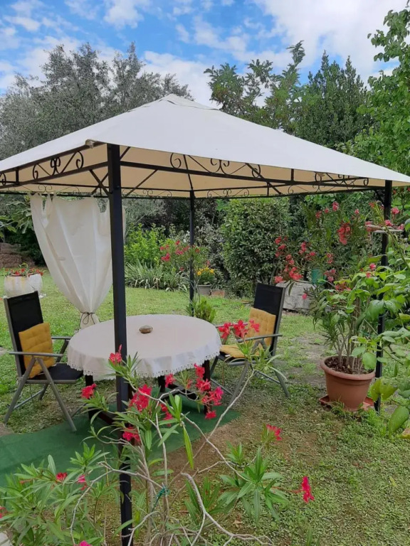 Studio with garden near the sea