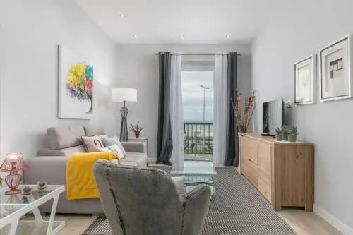 Zurriola Suites2 by Forever Rentals