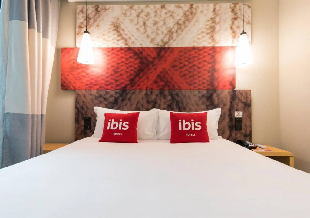 Ibis Hangzhou West Lake Lakeside Qingchun Road