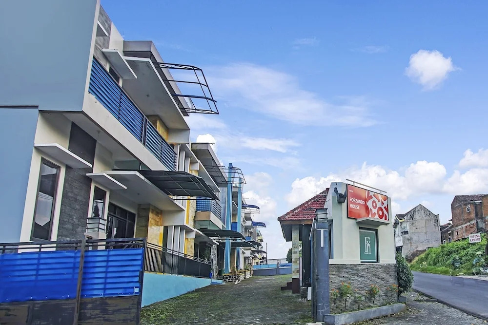 Forzando House Redpartner near Universitas Muhammadiyah Malang