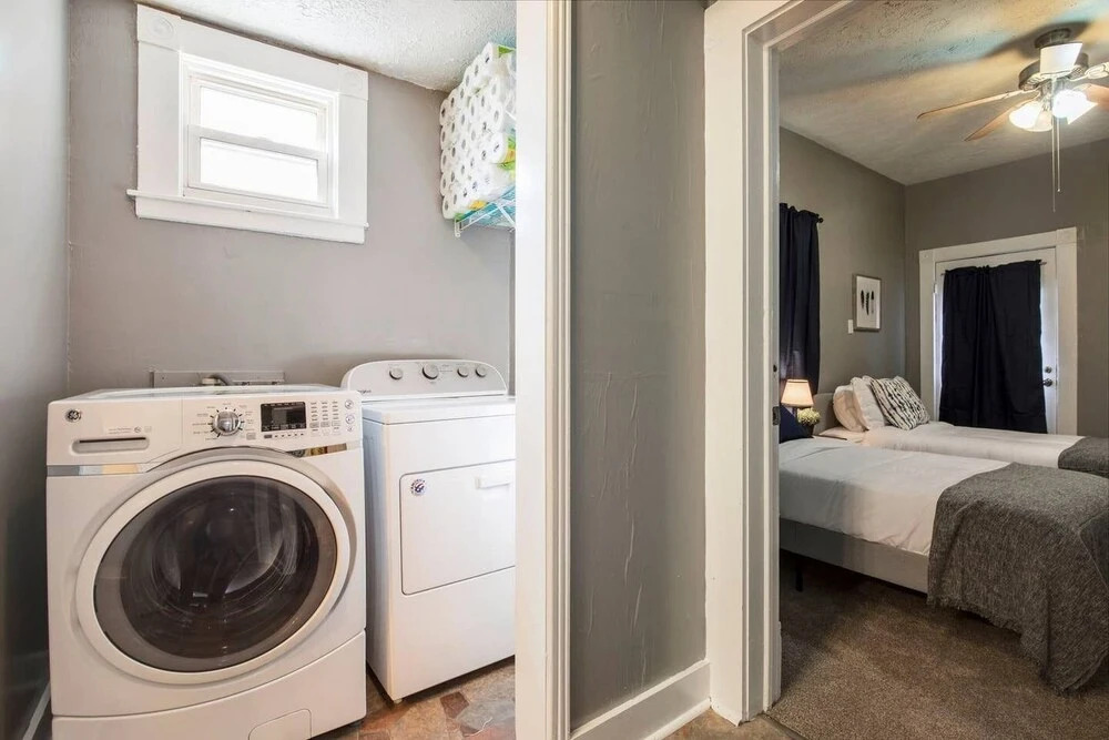 Historic 3BR home with backyard in Shelby Park