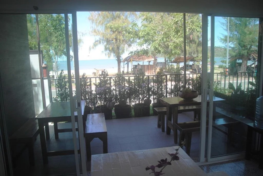 Baan Aroka Beach Front