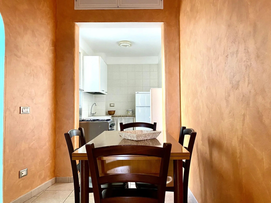 Rustic apartment,immersed in tranquility, a few steps from the city center and the old town-la Casa di Francesca