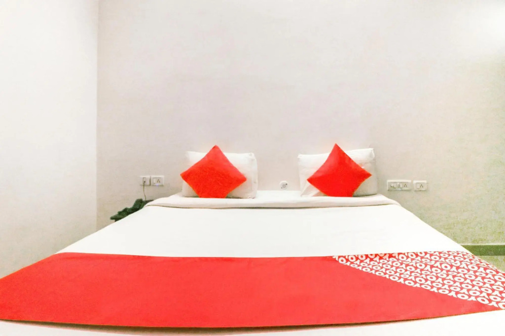 OYO 71197 Five Star residency