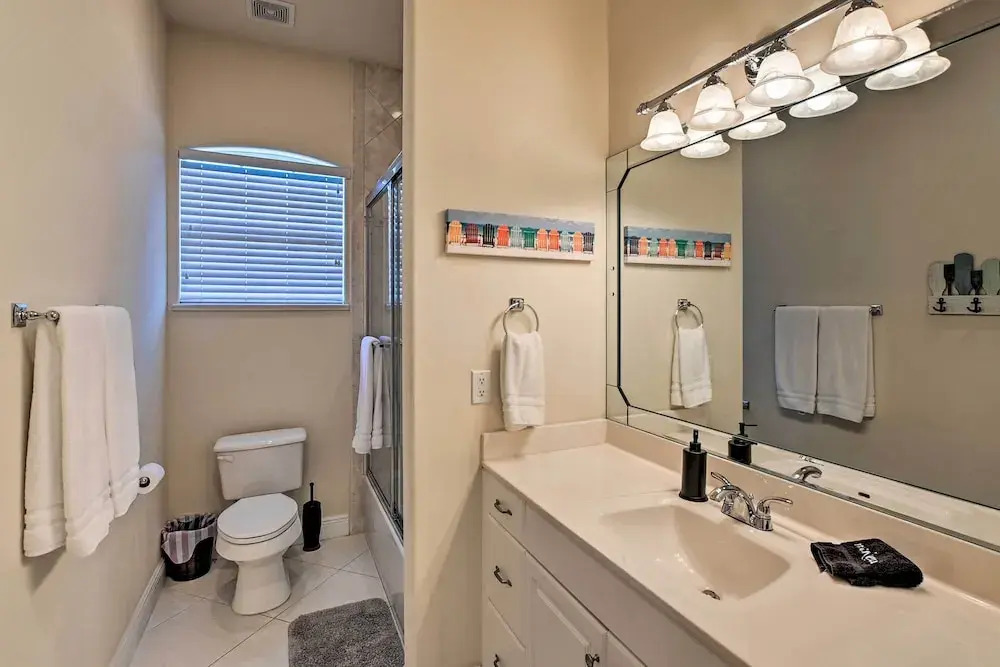 Naples Retreat w/ Saltwater Pool: 2 Mi to Beach!