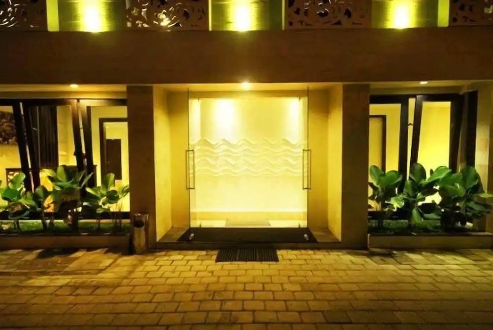 Patrisia Hotel