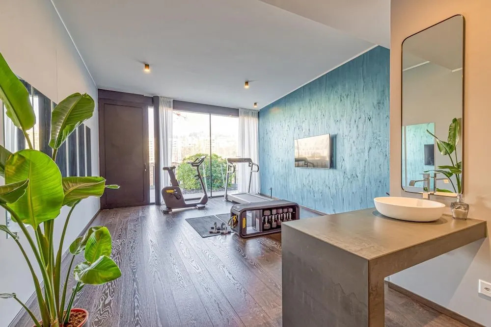 Icon H 202 Suite Micro-living