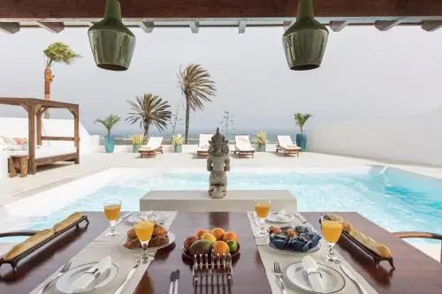 Villa Atlantis I