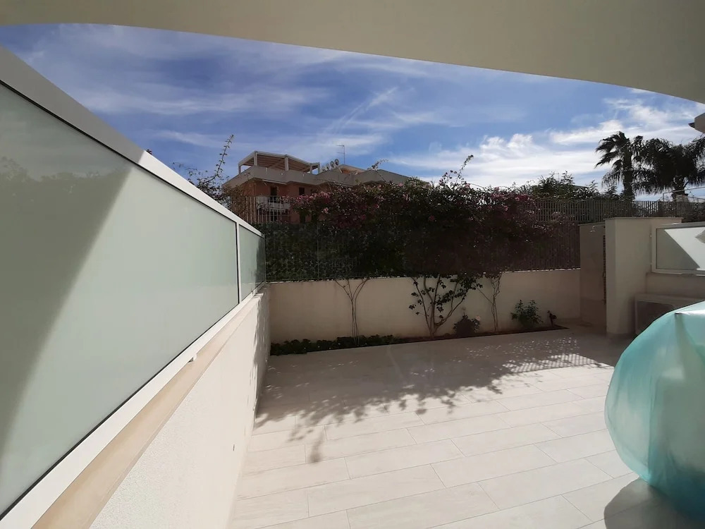 Comfortable Holiday Home in Pozzallo With Balcony