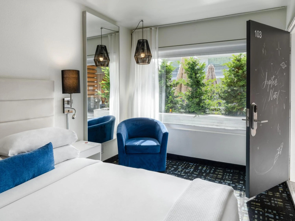 Jupiter Hotel