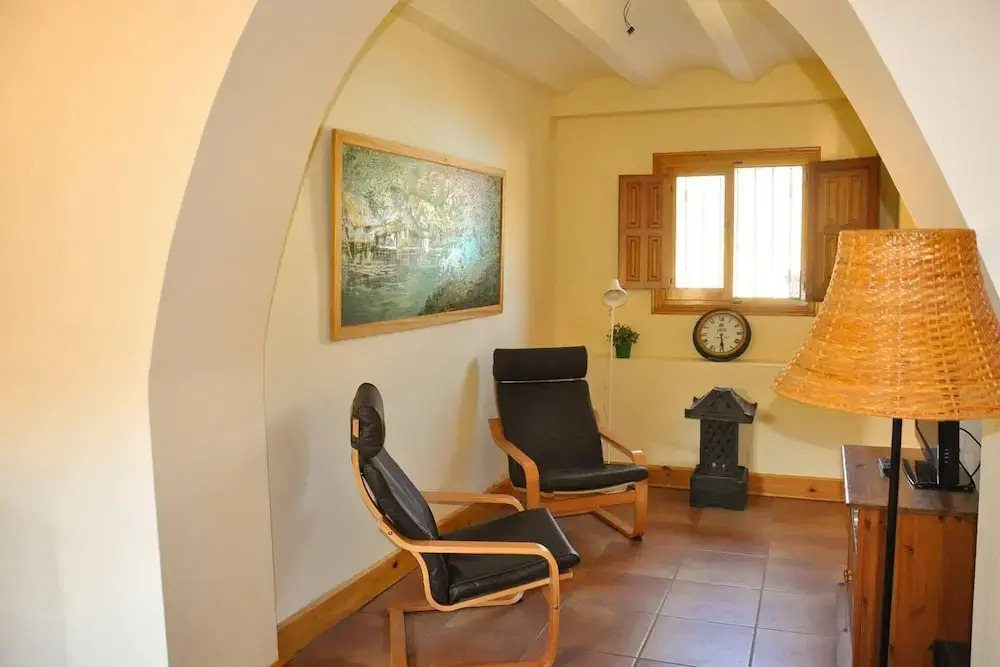 Beautiful 4-bed House in Campo de Ricote