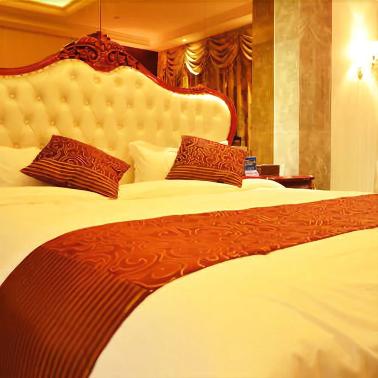 Xinlong Hotel