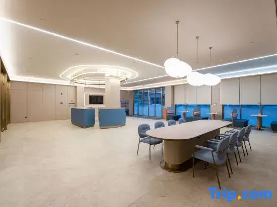 Hanting Hotel (Yangxi West Lake Park, Yangjiang)
