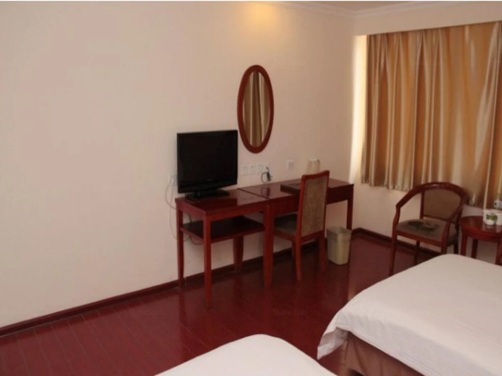Greentree Inn Nanjing Yinqiao Market