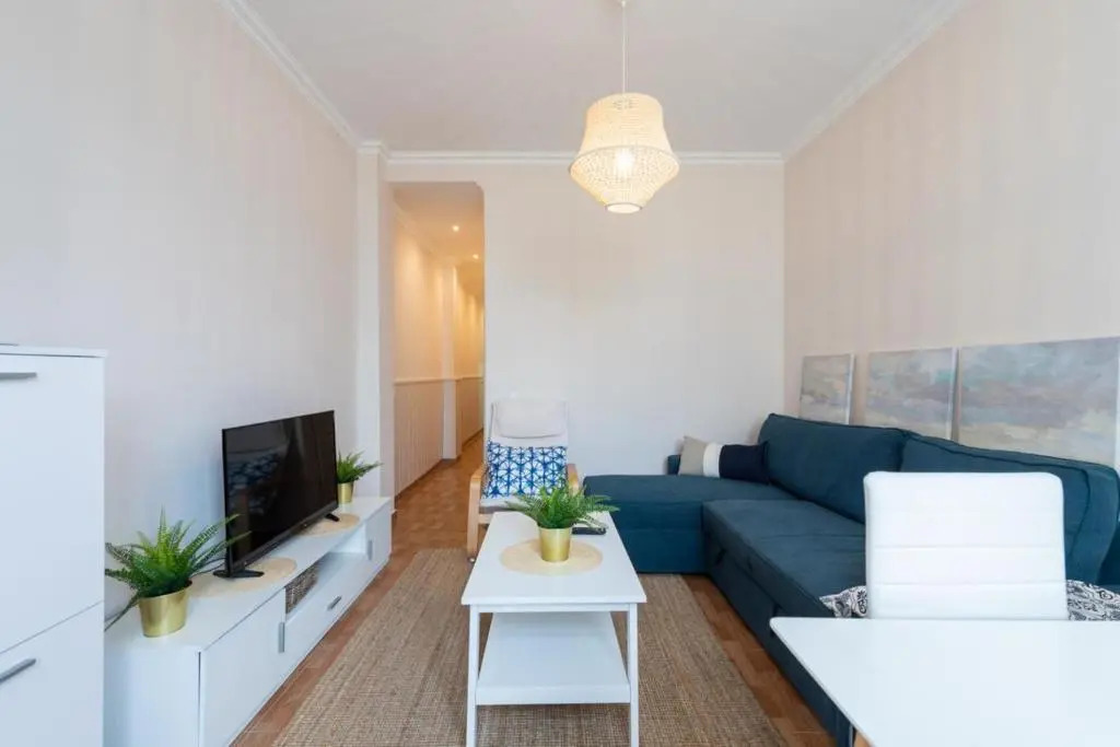 Charming 2 rooms Apartment, 3 beds, 8 min walk to Las Canteras Beach