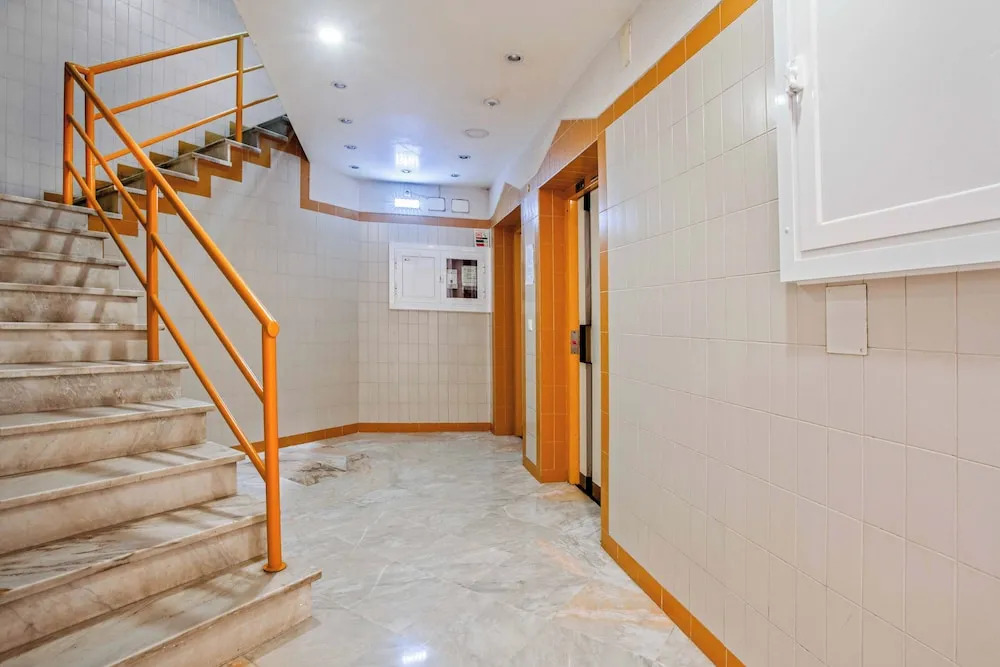 Near Beach - Family - Sleeps 4 - Wifi - Parking