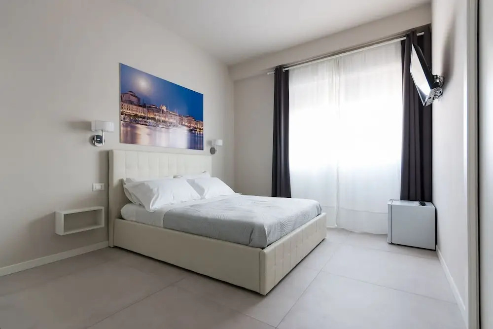 PhotoRooms B&B