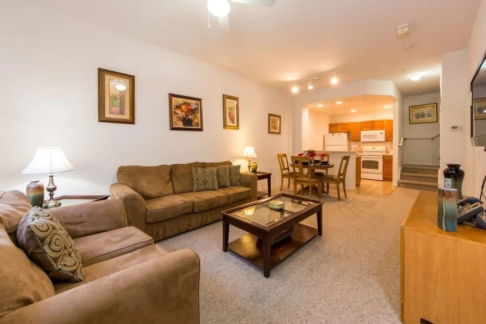 Apartment & Town Homes Close to Disney