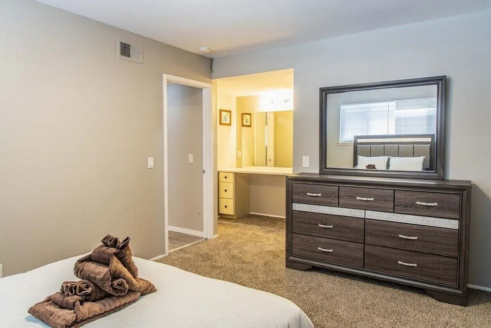 Updated 2 Bedroom in San Jose