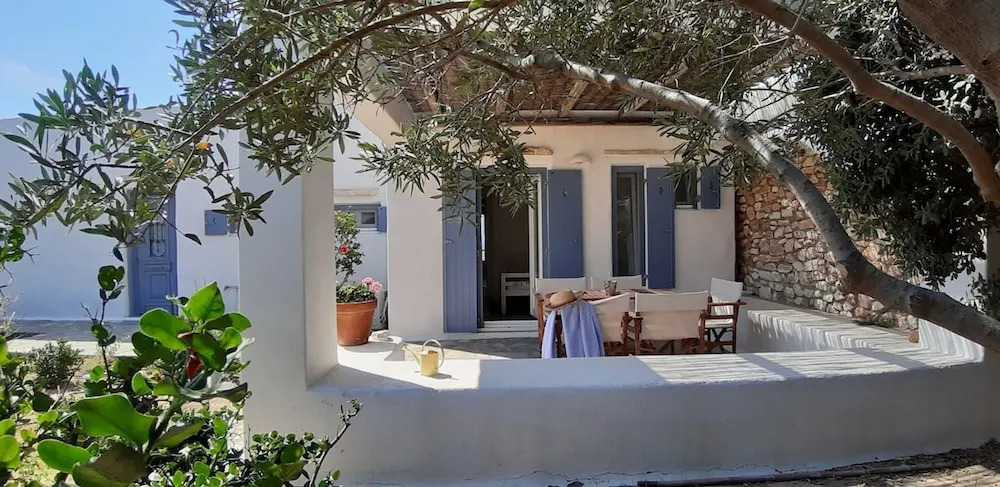 Seaside Villa- Island Living Paros-