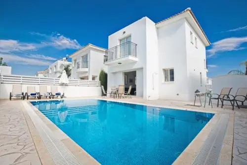 The Complete Guide To Renting Your Exclusive Holiday Villa in Paralimni with Private Pool And Close To the Beach, Paralimni Villa 1290