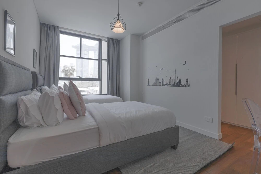 FAM Living City Walk - Opposite City Walk Mall - 2A