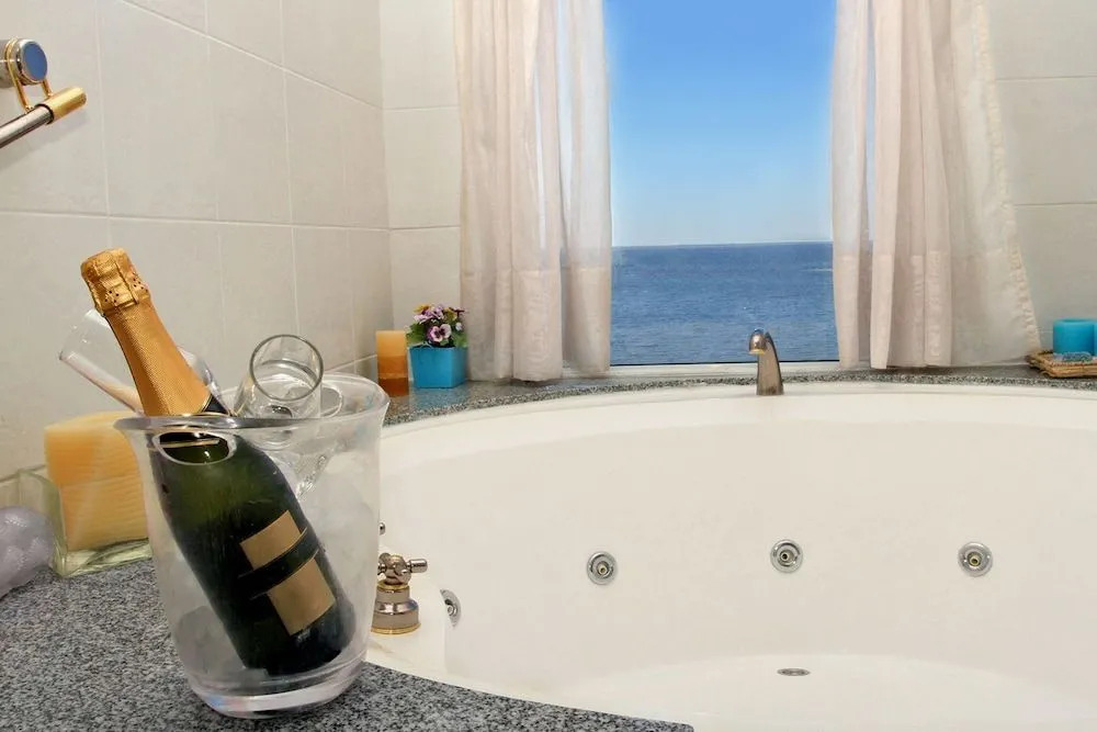 Marina del Faro Resort