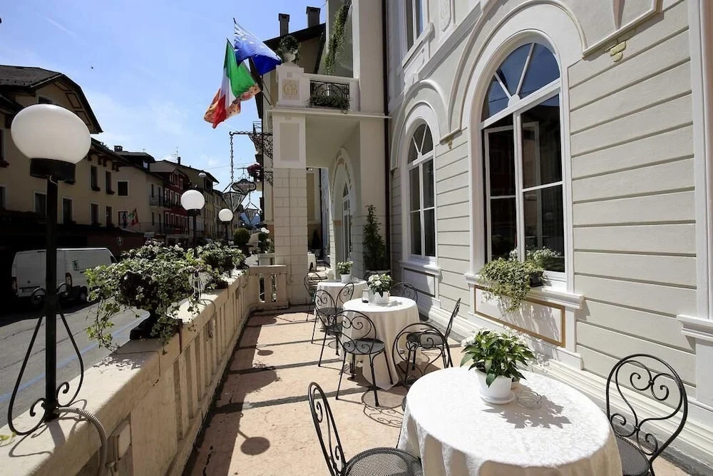 Hotel Croce Bianca
