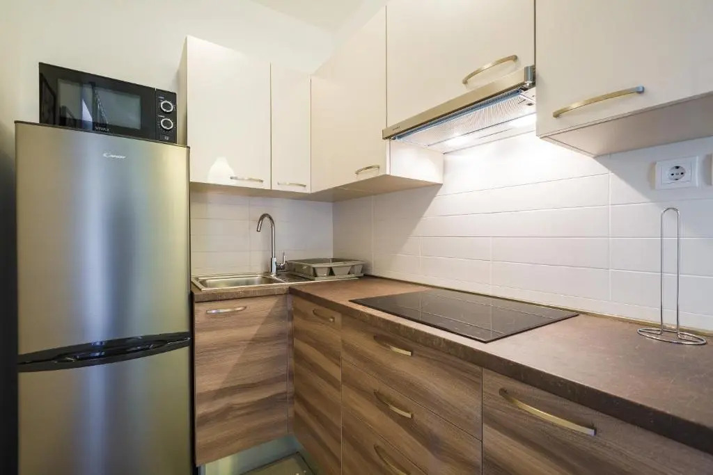 Ivni Apartmani