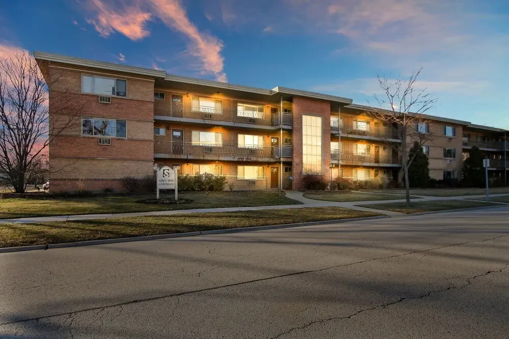 Charming 1BR Apt in Arlington Heights