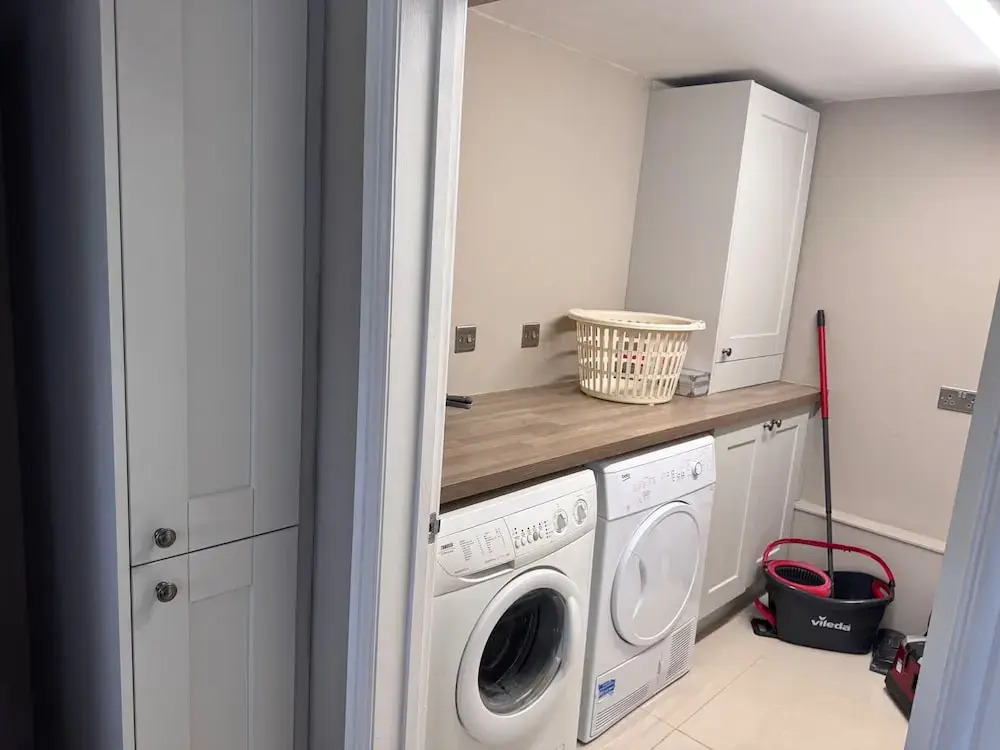 Pet-Friendly - 2 Bedrooms Bungalow hot tub parking